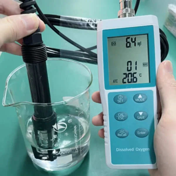 Field testing with L111D02 DO meter